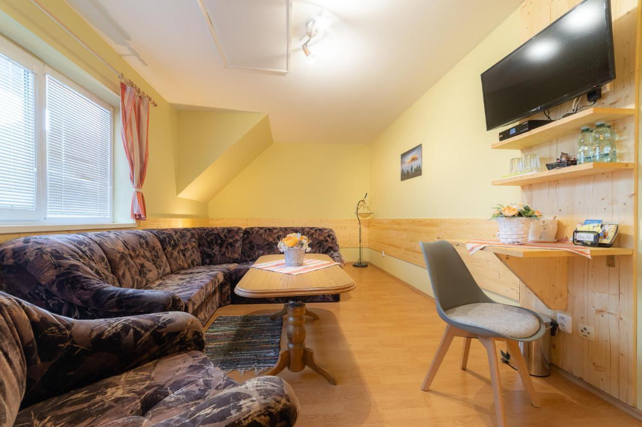 Penzion & Bar Natali Spissky Stvrtok Экстерьер фото