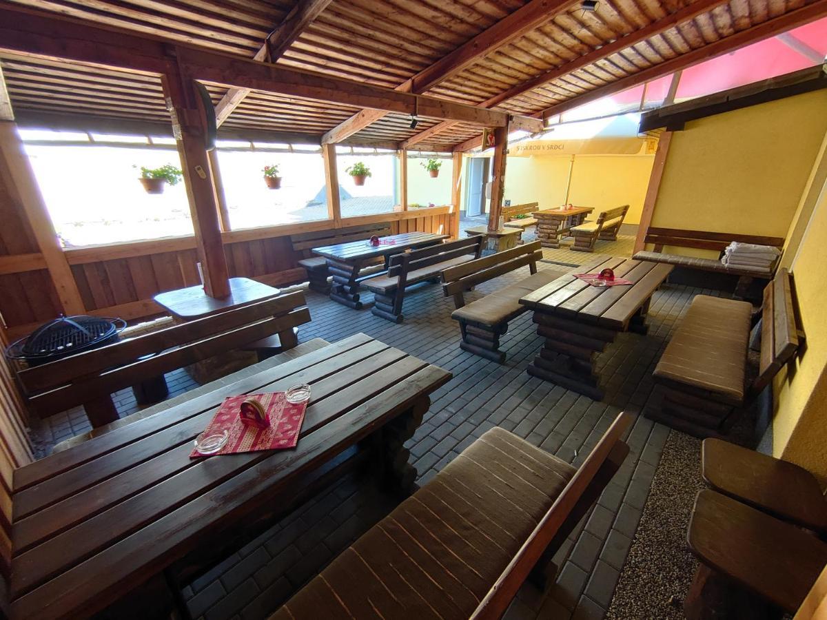 Penzion & Bar Natali Spissky Stvrtok Экстерьер фото